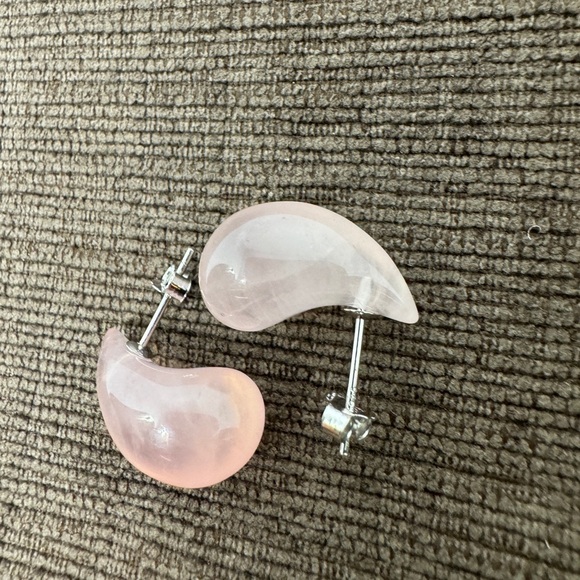 Sterling silver rose Quartz tear drop stud earrings - Picture 5 of 11